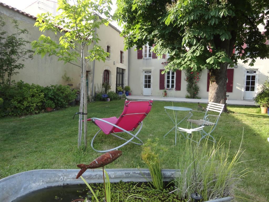 Le Logis De La Poupeliere Bed & Breakfast Vouhe  Ngoại thất bức ảnh