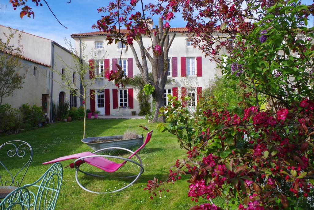 Le Logis De La Poupeliere Bed & Breakfast Vouhe  Ngoại thất bức ảnh